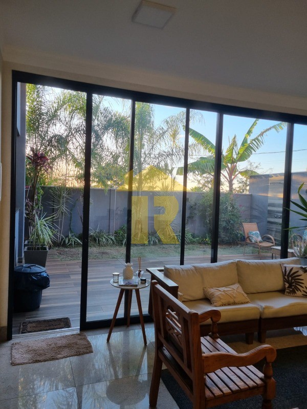 Casa de Condomínio com 3 quartos à venda, 230m² — foto 20 de 41