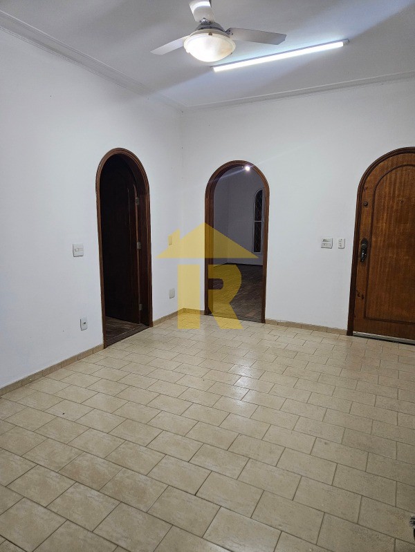 Casa com 3 quartos à venda, 173m² — foto 10 de 27