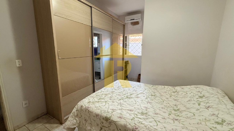Casa com 3 quartos à venda, 220m² — foto 37 de 39