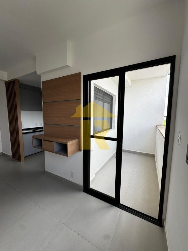 Apartamento com 3 quartos à venda, 68m² — foto 3 de 20