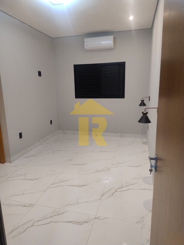 Casa com 3 quartos à venda, 153m² — foto 13 de 20