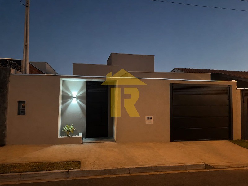 Casa com 2 quartos à venda, 72m² — foto 1 de 20
