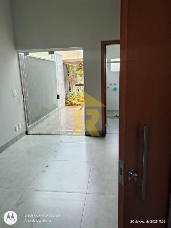Casa de Condomínio com 4 quartos à venda, 260m² — foto 16 de 40