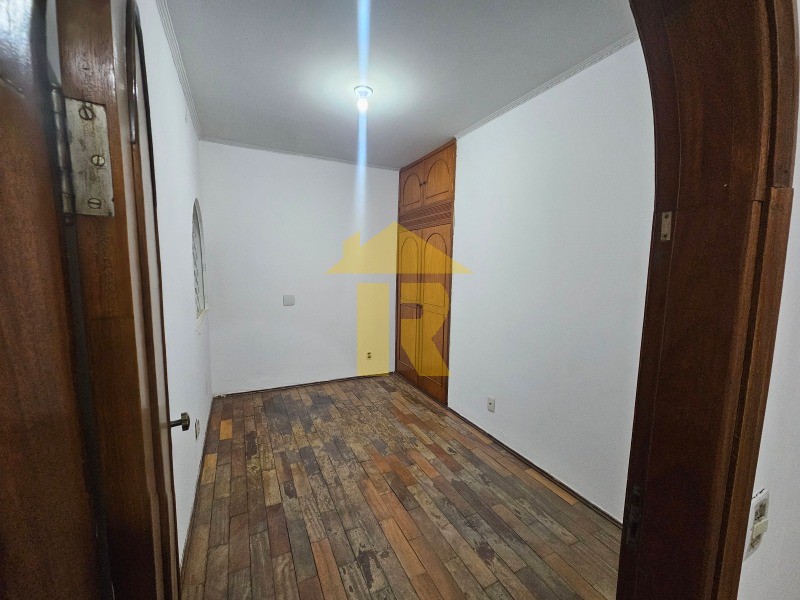 Casa com 3 quartos à venda, 173m² — foto 15 de 27