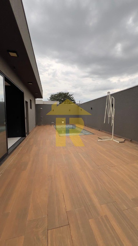 Casa de Condomínio com 3 quartos à venda, 230m² — foto 21 de 32