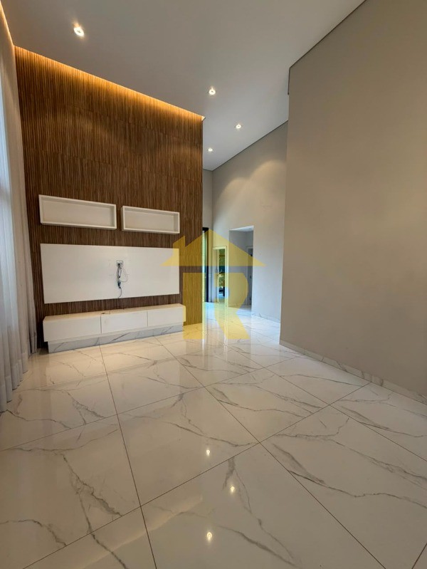 Casa de Condomínio com 3 quartos à venda, 230m² — foto 5 de 32