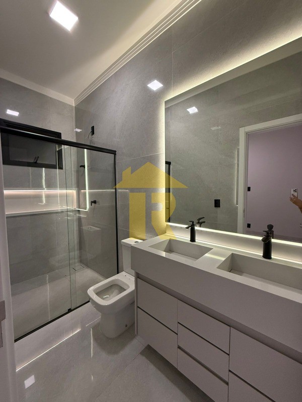 Casa com 3 quartos à venda, 126m² — foto 16 de 22