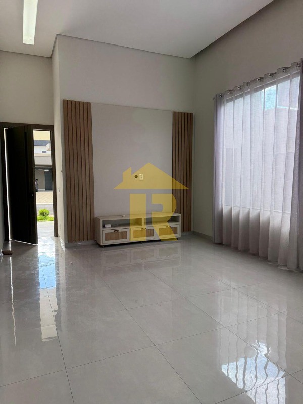 Casa de Condomínio com 3 quartos à venda, 250m² — foto 2 de 40