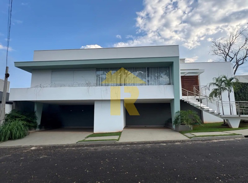 Casa de Condomínio com 3 quartos à venda, 220m² — foto 1 de 24