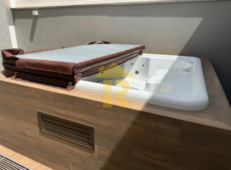 Casa de Condomínio com 3 quartos à venda, 220m² — foto 9 de 24
