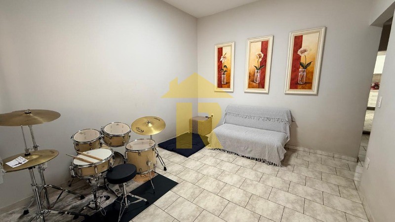 Casa com 3 quartos à venda, 220m² — foto 12 de 39