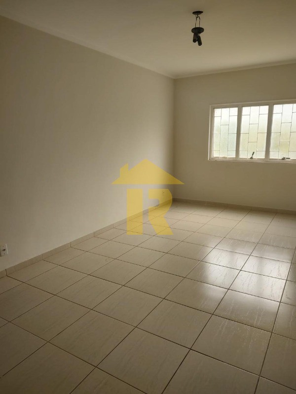 Apartamento com 3 quartos à venda, 120m² — foto 1 de 22