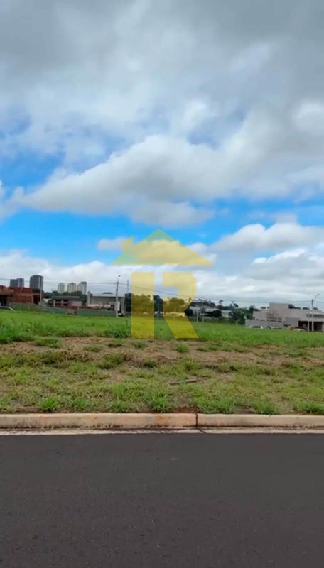 Terreno / Lote / Condomínio  à venda, 405m² — foto 3 de 32