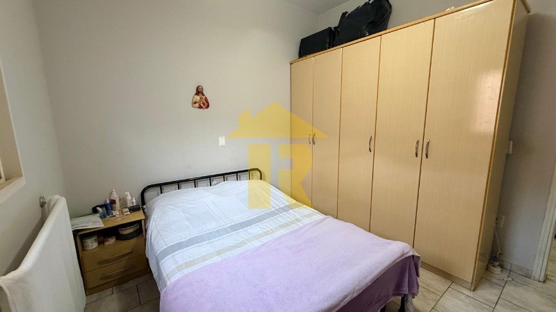 Casa com 3 quartos à venda, 220m² — foto 32 de 39