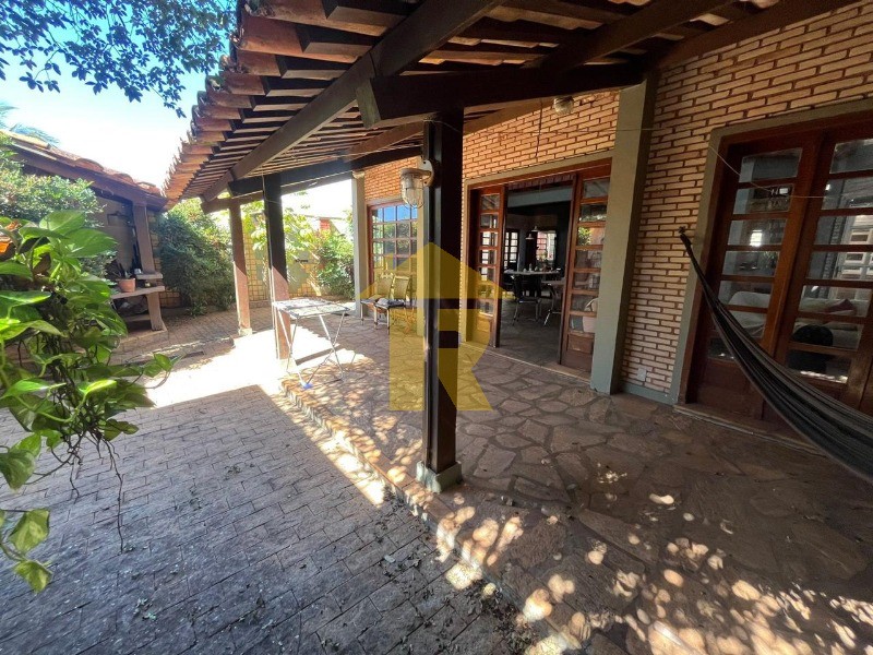 Casa com 3 quartos à venda e aluguel, 420m² — foto 15 de 46