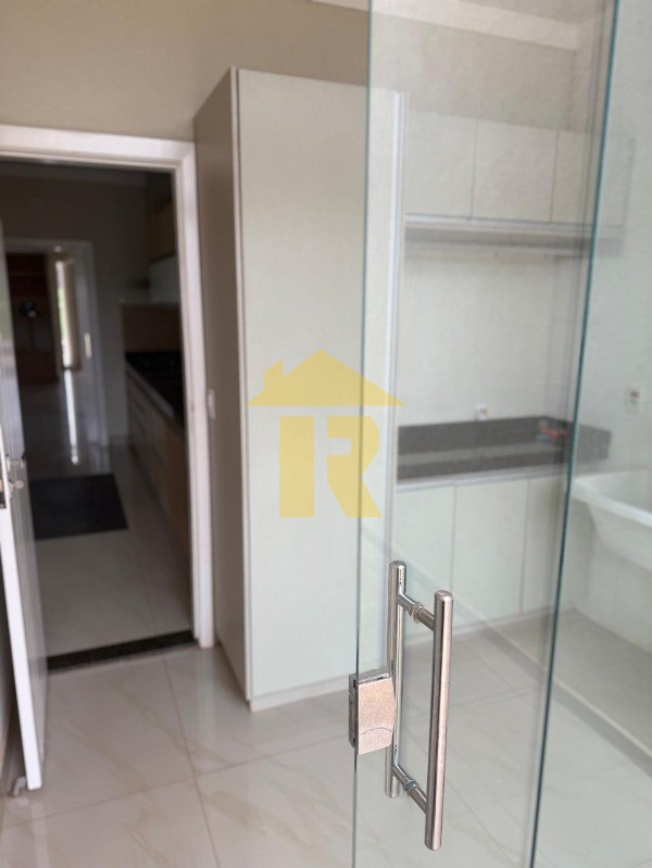 Casa de Condomínio com 3 quartos à venda, 193m² — foto 30 de 54