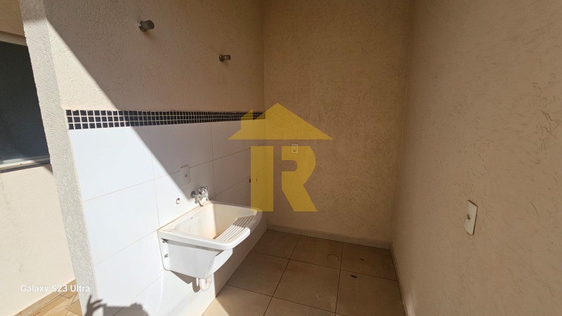 Casa de Condomínio com 3 quartos à venda, 150m² — foto 20 de 35