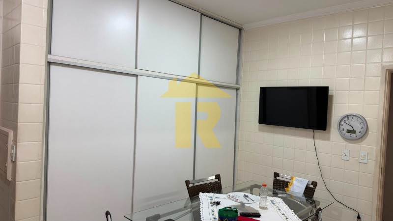 Apartamento com 3 quartos para aluguel, 175m² — foto 8 de 34