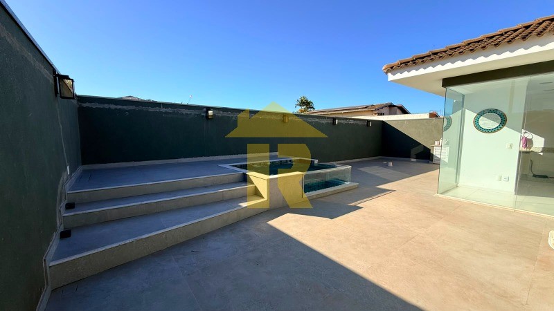 Casa de Condomínio com 3 quartos à venda, 240m² — foto 19 de 42