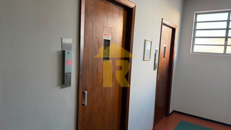 Apartamento com 3 quartos para aluguel, 175m² — foto 33 de 34