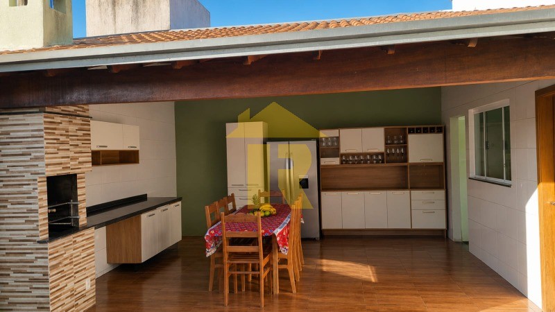 Casa com 2 quartos à venda, 111m² — foto 13 de 20