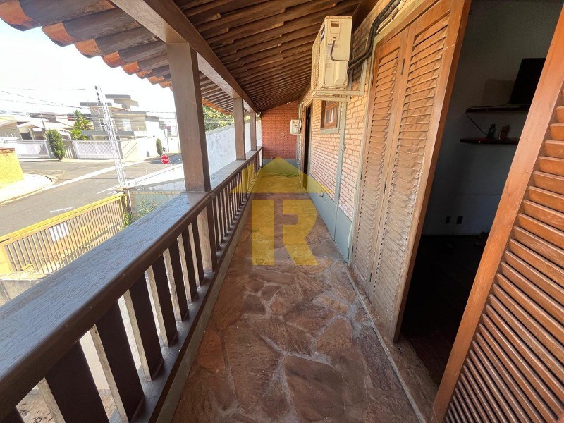 Casa com 3 quartos à venda e aluguel, 420m² — foto 33 de 46