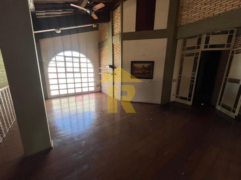 Casa com 3 quartos à venda e aluguel, 420m² — foto 26 de 46