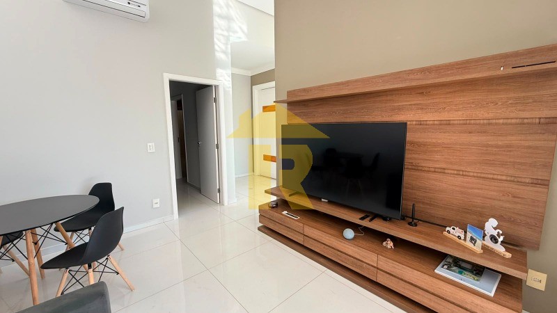 Casa de Condomínio com 3 quartos à venda, 240m² — foto 7 de 42