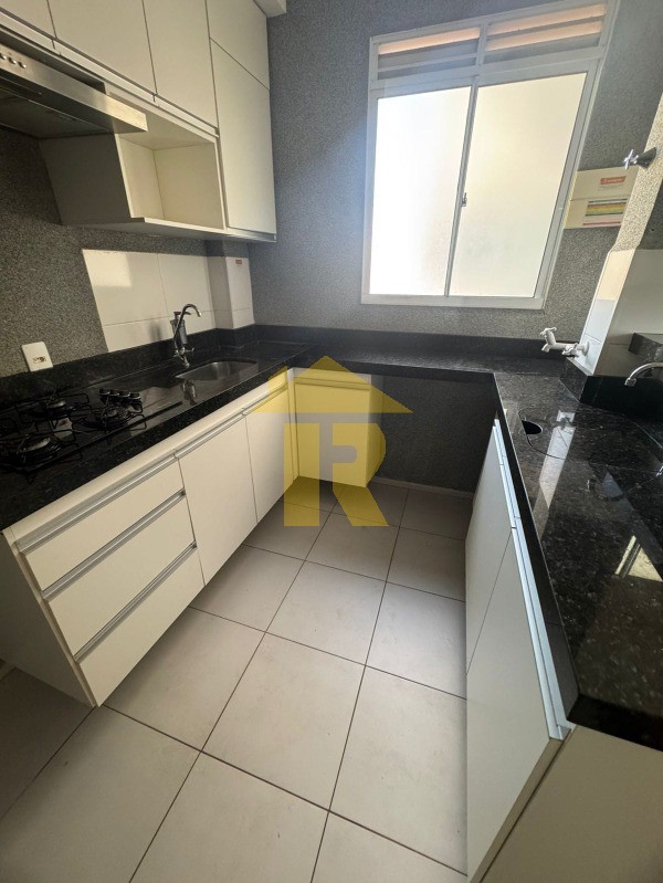 Apartamento com 2 quartos à venda, 46m² — foto 2 de 20