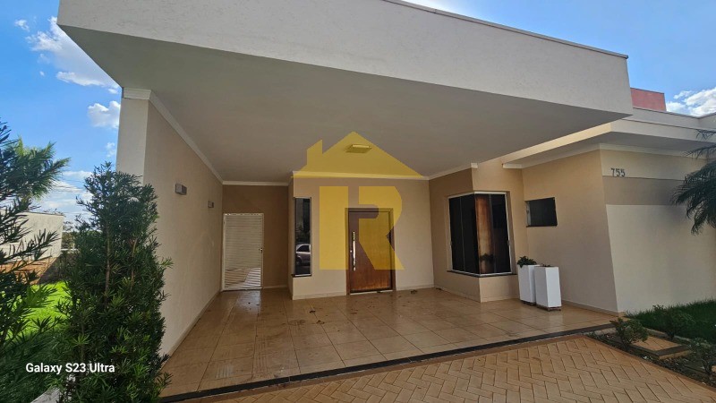 Casa de Condomínio com 3 quartos à venda, 150m² — foto 1 de 35