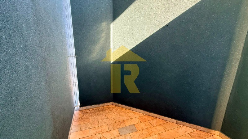 Casa de Condomínio com 3 quartos à venda, 240m² — foto 23 de 42