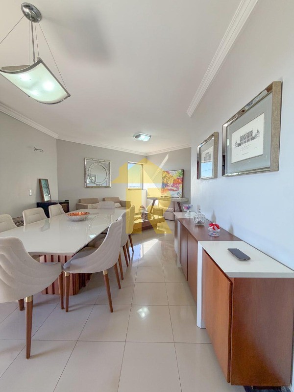 Apartamento com 3 quartos à venda, 157m² — foto 4 de 23