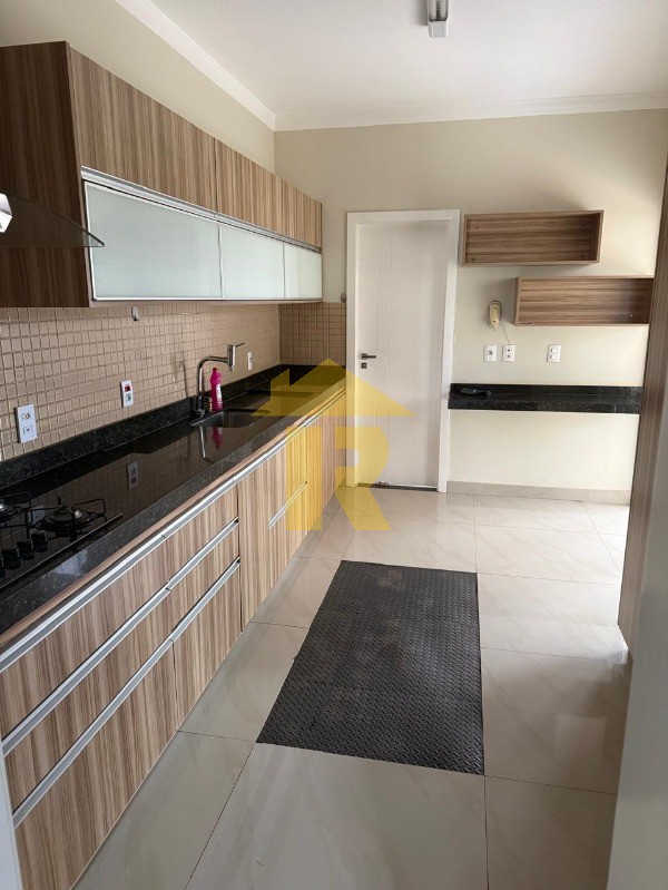 Casa de Condomínio com 3 quartos à venda, 193m² — foto 15 de 54