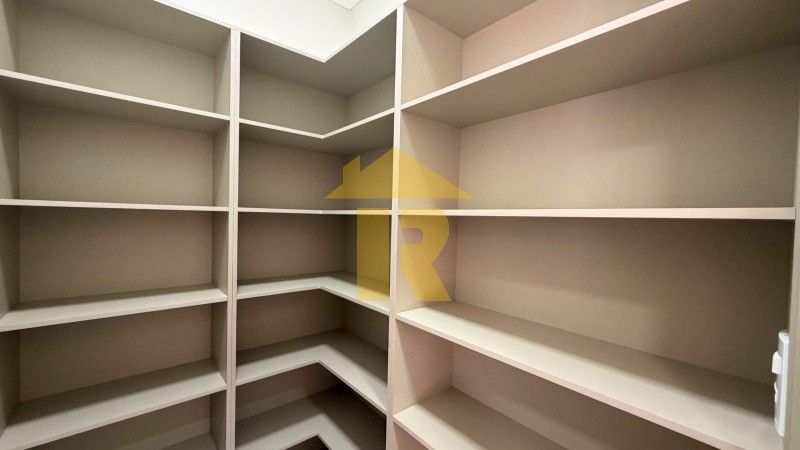 Casa de Condomínio com 3 quartos à venda, 300m² — foto 13 de 49