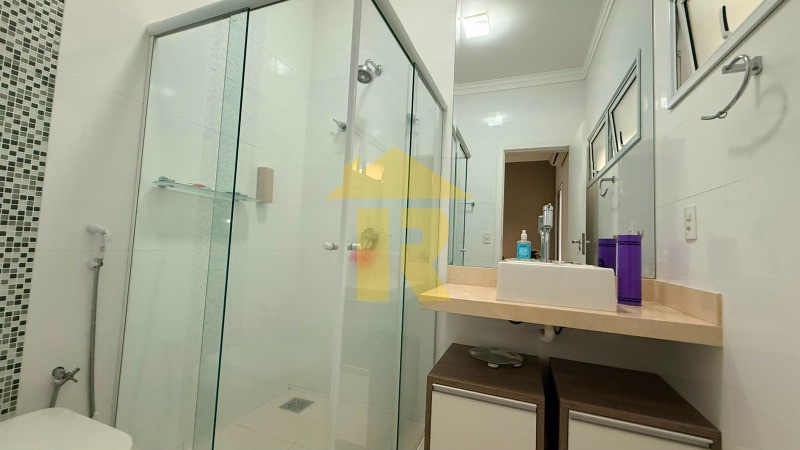 Casa de Condomínio com 3 quartos à venda, 240m² — foto 39 de 42