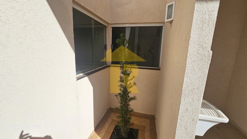 Casa de Condomínio com 3 quartos à venda, 150m² — foto 19 de 35