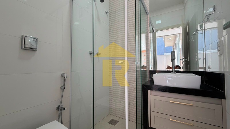 Casa de Condomínio com 3 quartos à venda, 300m² — foto 26 de 49