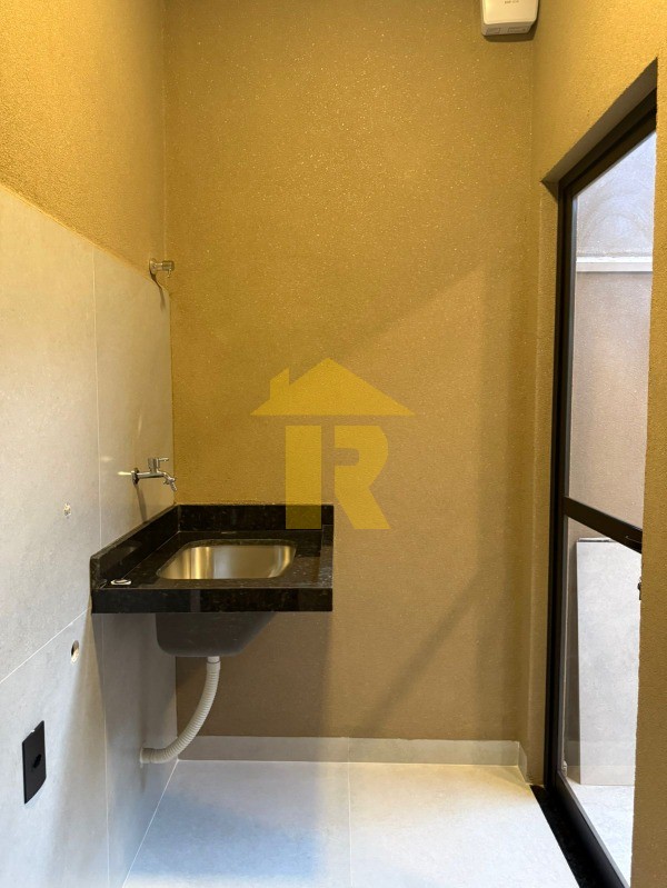 Casa com 3 quartos à venda, 143m² — foto 17 de 24