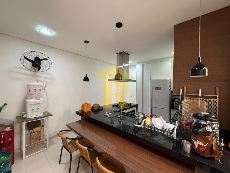 Casa de Condomínio com 2 quartos à venda, 65m² — foto 8 de 22