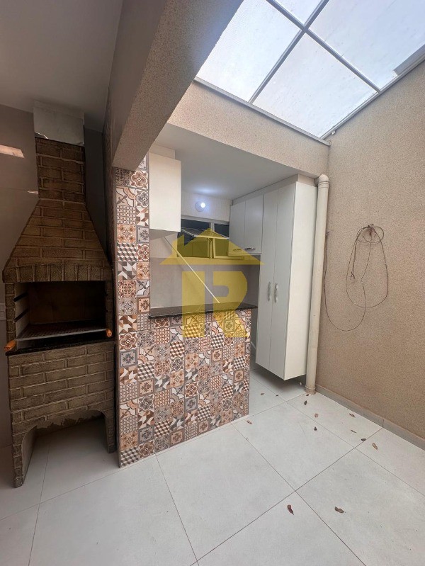Casa de Condomínio com 2 quartos à venda, 60m² — foto 23 de 32