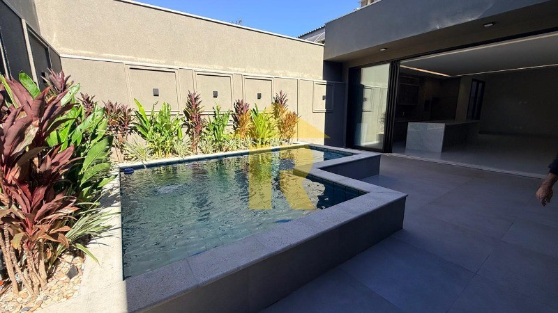 Casa de Condomínio com 3 quartos à venda, 220m² — foto 20 de 37