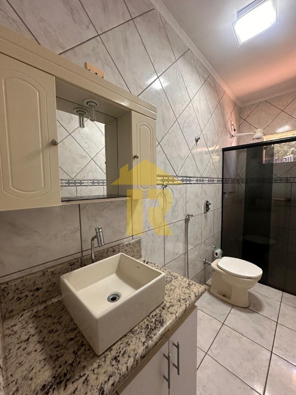 Casa com 4 quartos à venda e aluguel, 166m² — foto 24 de 32