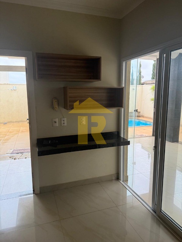 Casa de Condomínio com 3 quartos à venda, 193m² — foto 18 de 54