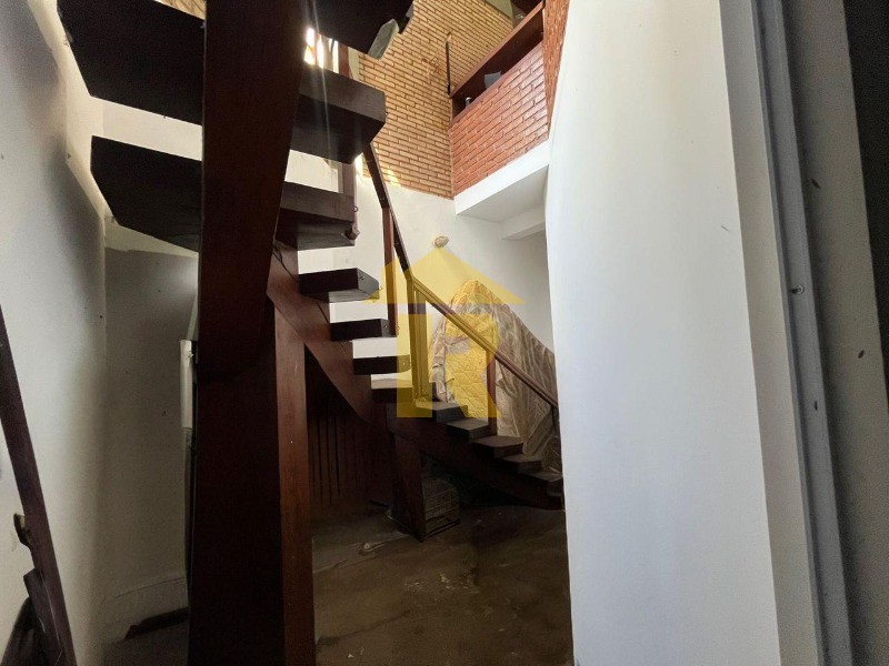 Casa com 3 quartos à venda e aluguel, 420m² — foto 21 de 46