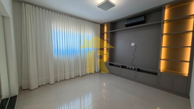 Casa de Condomínio com 3 quartos à venda, 300m² — foto 32 de 49
