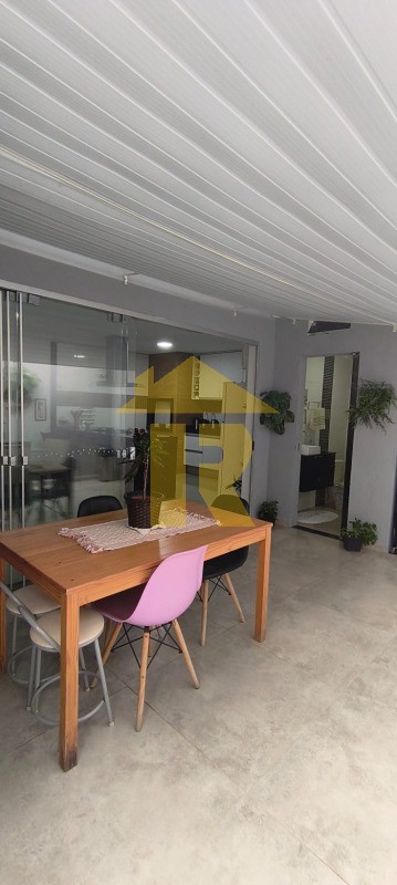 Casa de Condomínio com 3 quartos à venda, 188m² — foto 15 de 34
