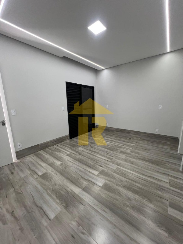 Casa de Condomínio com 3 quartos à venda, 20m² — foto 14 de 20