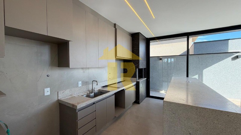 Casa de Condomínio com 3 quartos à venda, 189m² — foto 10 de 28