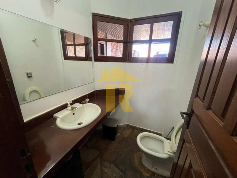 Casa com 3 quartos à venda e aluguel, 420m² — foto 30 de 46