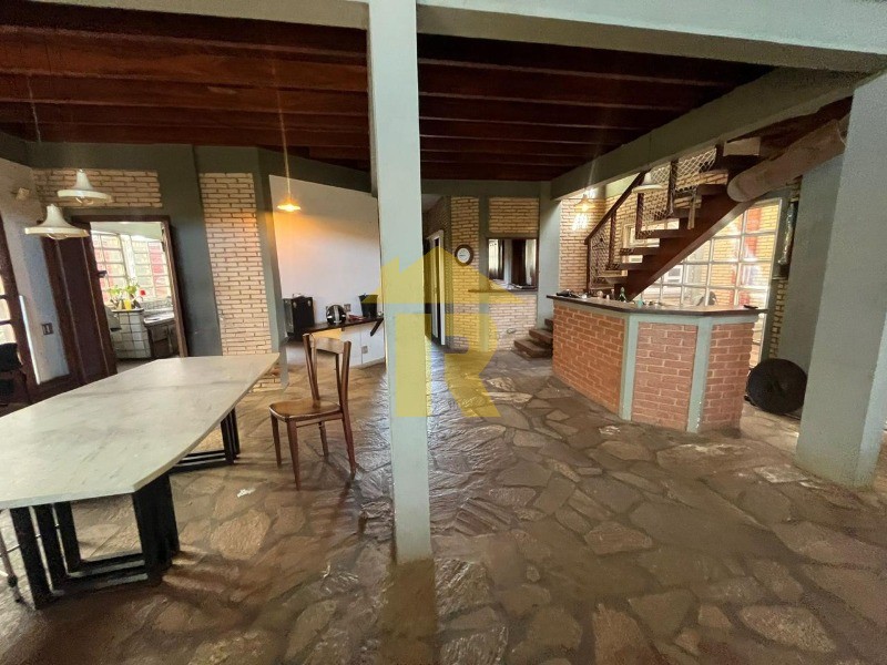 Casa com 3 quartos à venda e aluguel, 420m² — foto 7 de 46